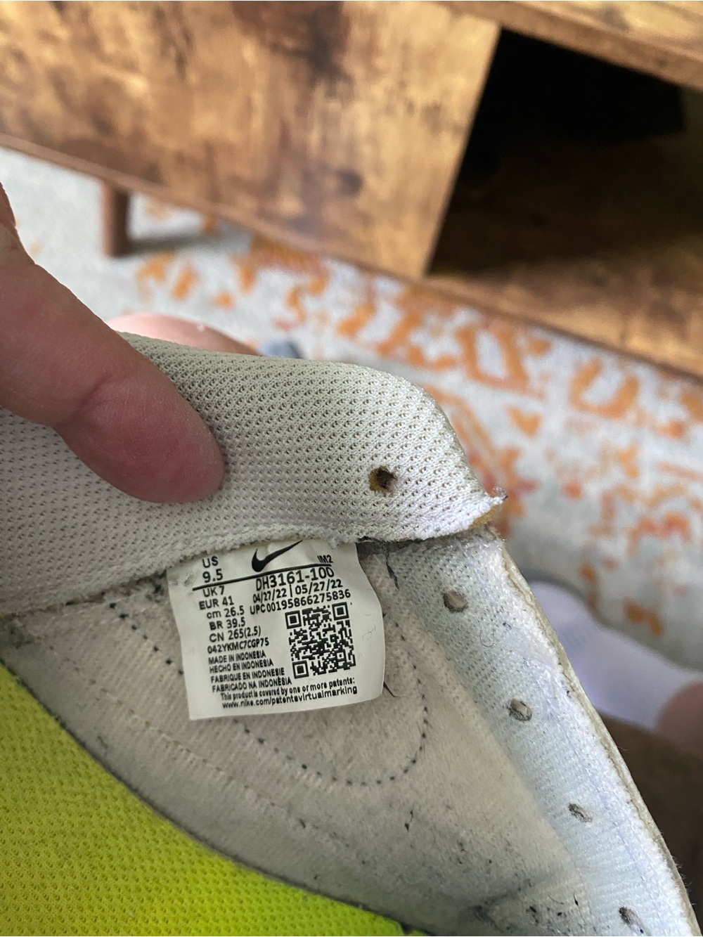 Women’s Nike Court Legacy Sneakers – White/Black/Mustard – Size 9.5 - Picture 4 of 9